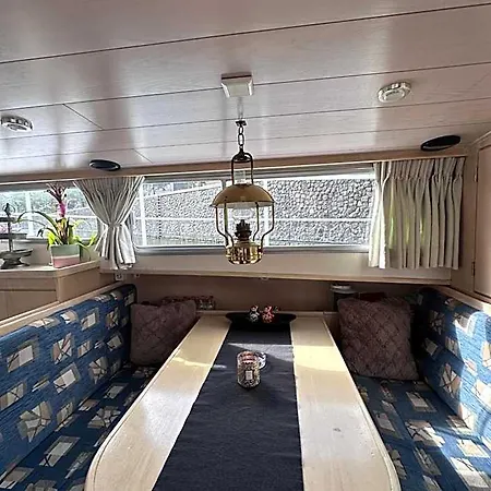 Luxury Houseboat Hotel