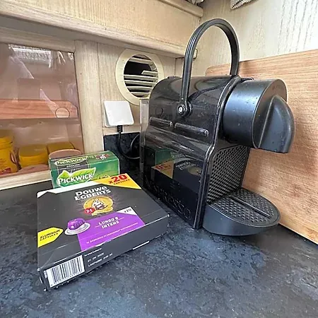 Luxury Houseboat Hotel